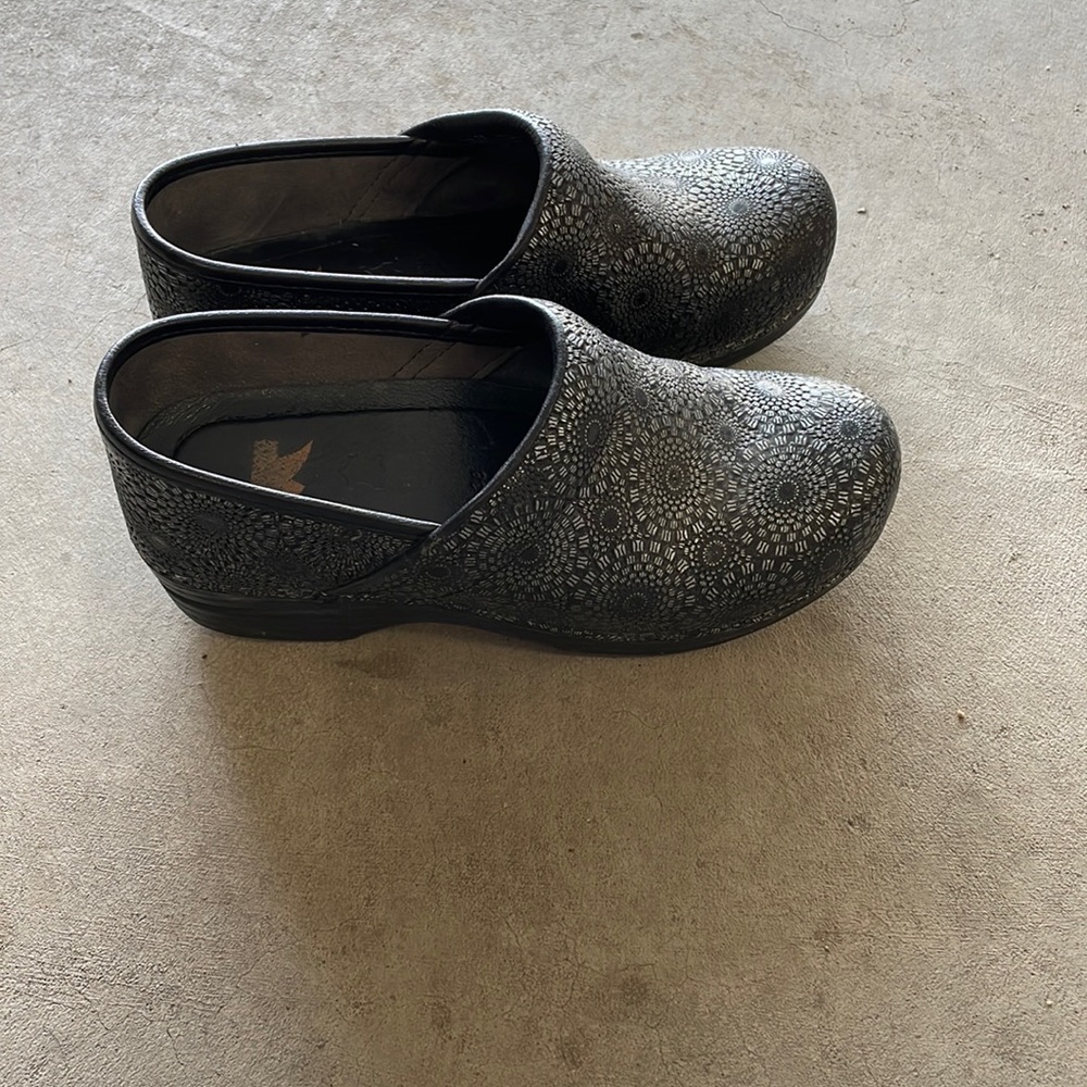 Women’s Dansco Shoes